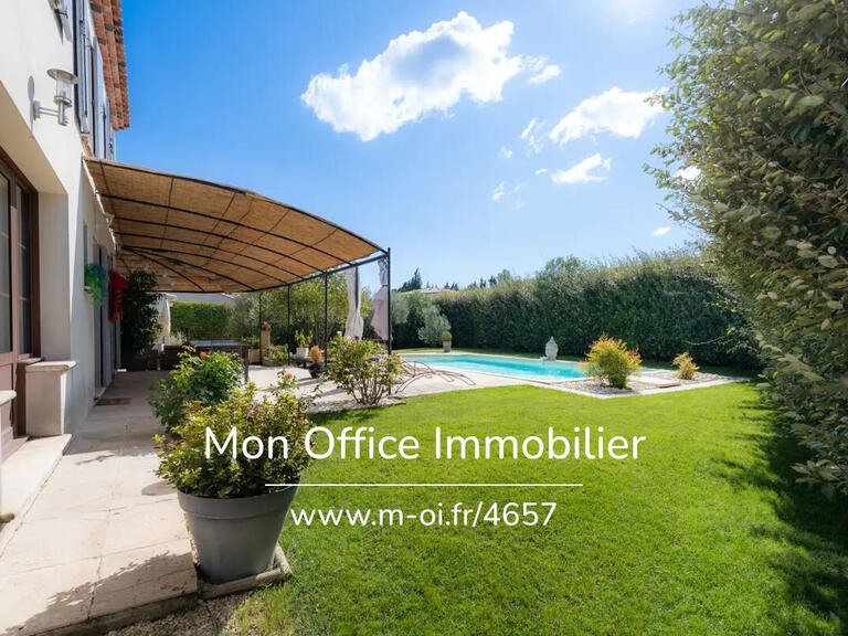 Villa Mollégès - 3 chambres - 142m²