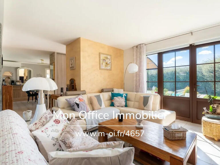 Villa Mollégès - 3 bedrooms - 142m²