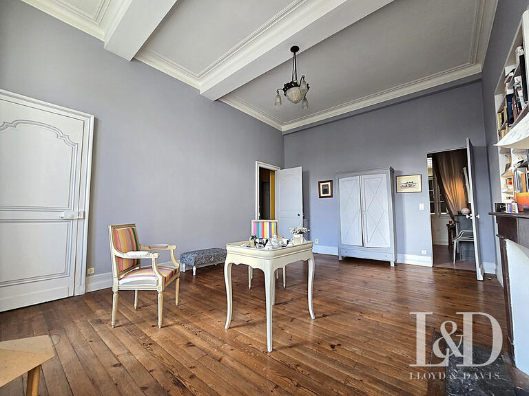 Maison Mont-de-Marsan - 5 chambres - 550m²