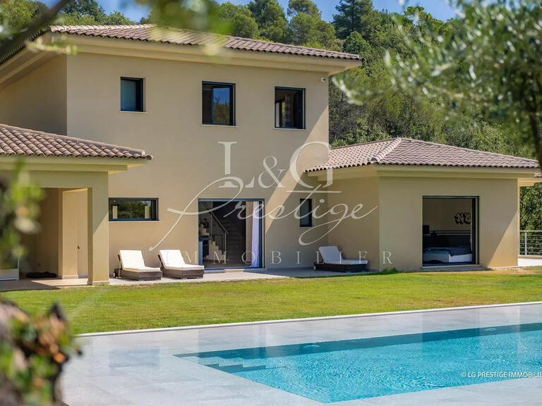 Villa Montauroux - 4 bedrooms - 700m²