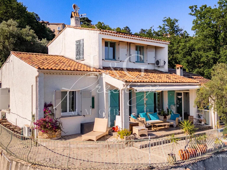 Villa Montauroux - 3 bedrooms - 138m²