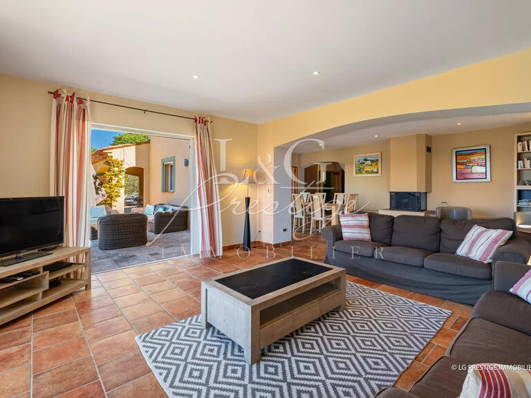 Villa Montauroux - 5 bedrooms - 213m²