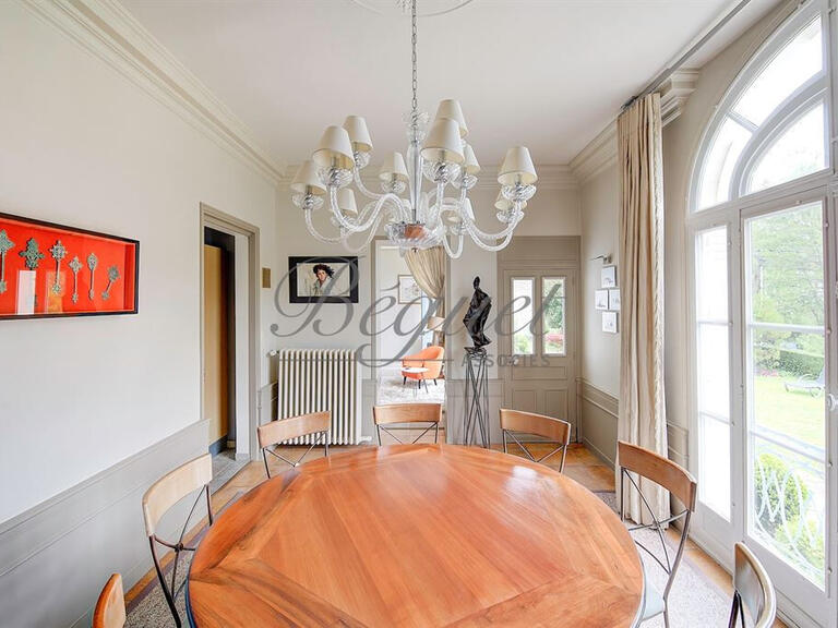 Maison Montbazon - 5 chambres - 315m²