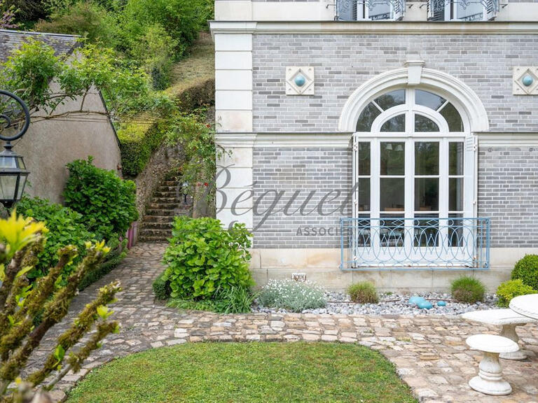 Maison Montbazon - 5 chambres - 315m²