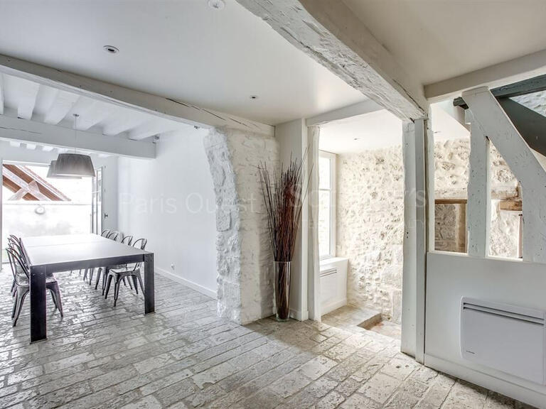 Maison Montfort-l'Amaury - 5 chambres - 276m²