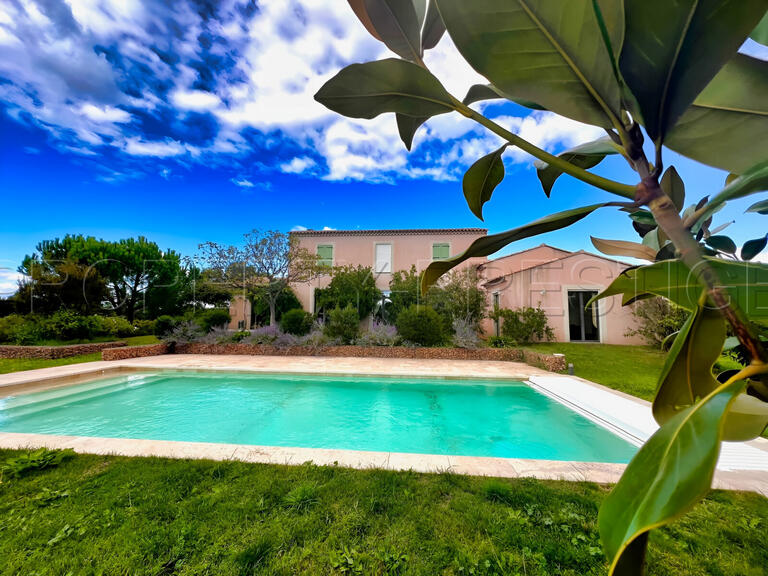 Villa Montfrin - 6 bedrooms - 340m²