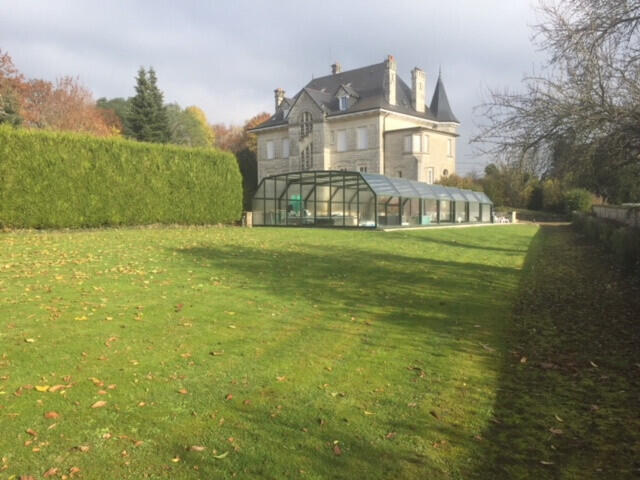 House Monthenault - 13 bedrooms - 500m²