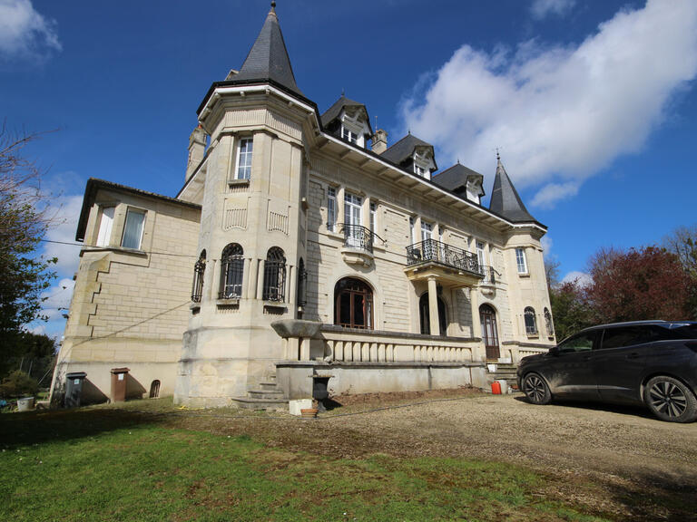 Maison Monthenault - 13 chambres - 500m²