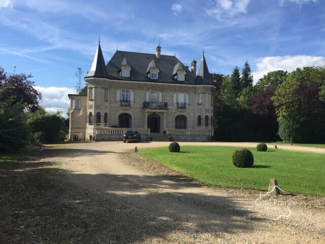 Maison Monthenault