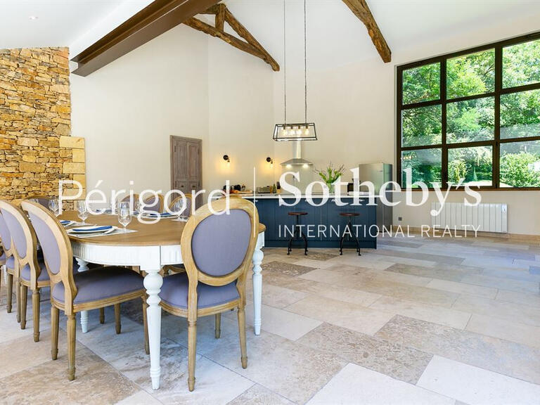 Château Montignac - 23 chambres - 2700m²