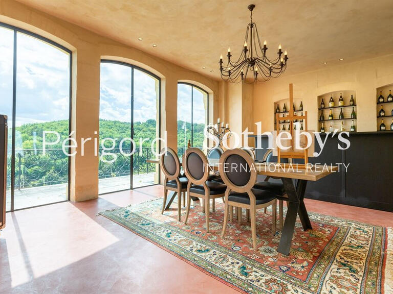 Castle Montignac - 23 bedrooms - 2700m²