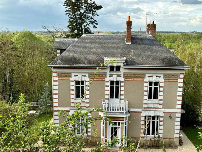 House Montlouis-sur-Loire - 7 bedrooms - 313m²