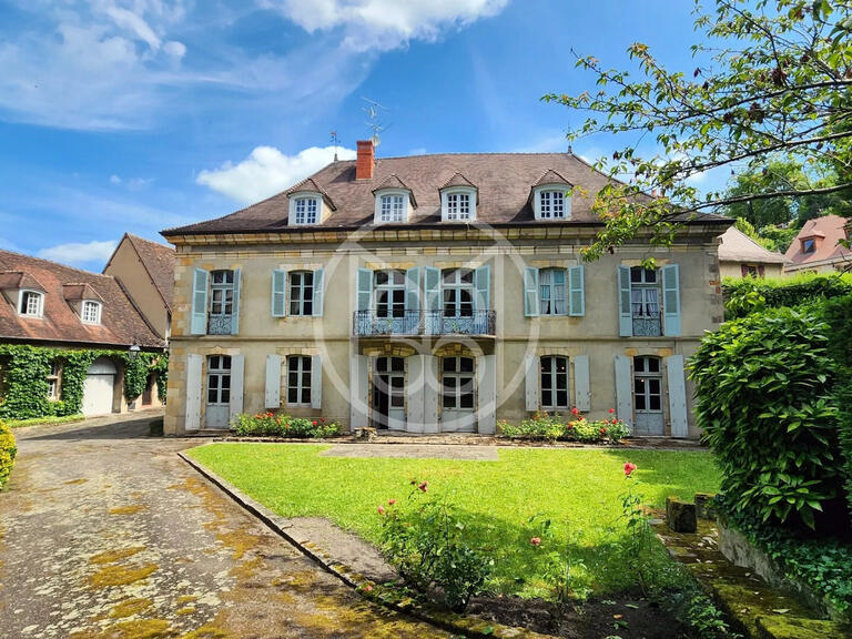 House Montluçon - 9 bedrooms - 558m²