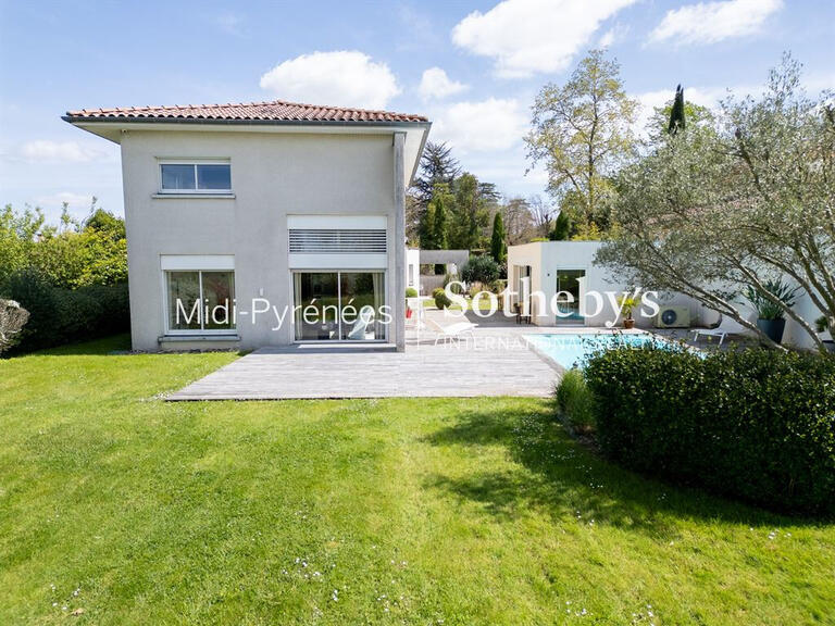 House Montrabé - 3 bedrooms - 207m²