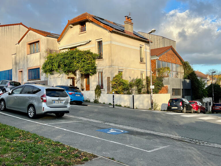 Maison Montreuil - 659m²