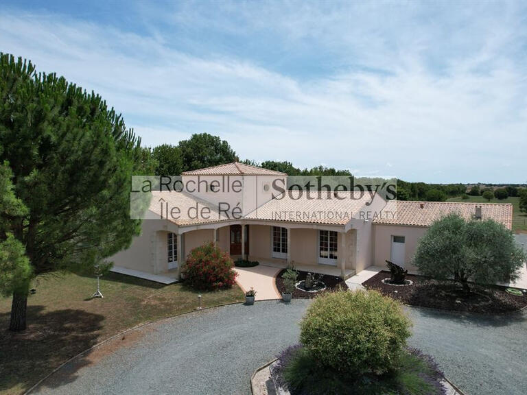 Maison Montroy - 5 chambres - 264m²