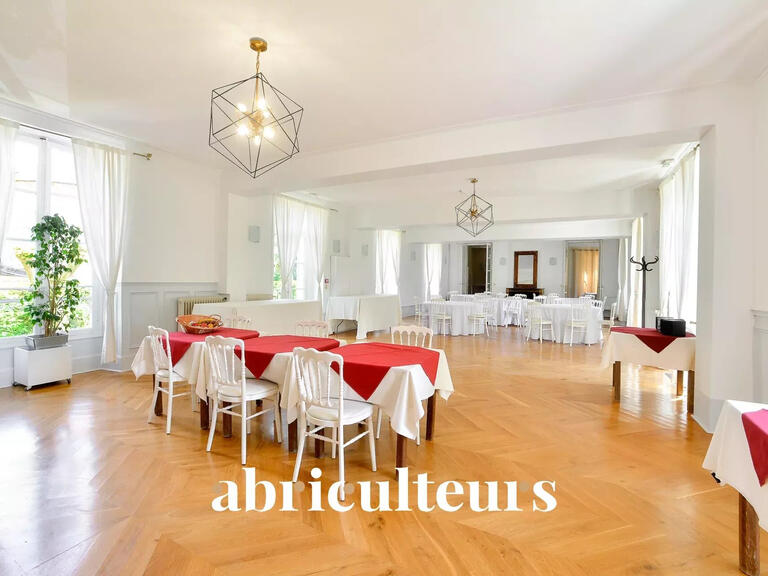 Castle Morigny-Champigny - 14 bedrooms - 1250m²