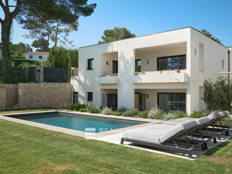 Villa Mouans-Sartoux - 3 chambres - 136m²