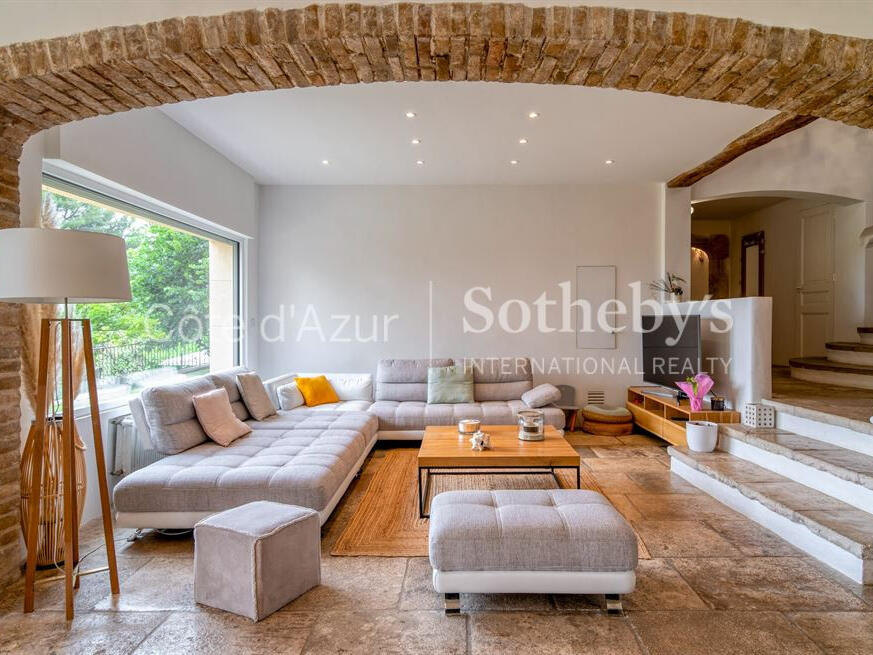 House Mougins