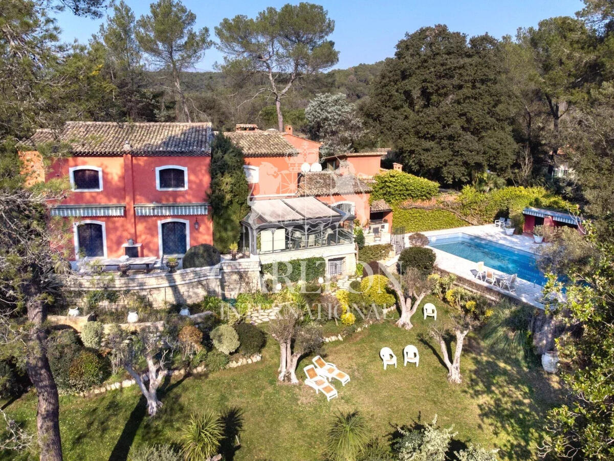 House Mougins