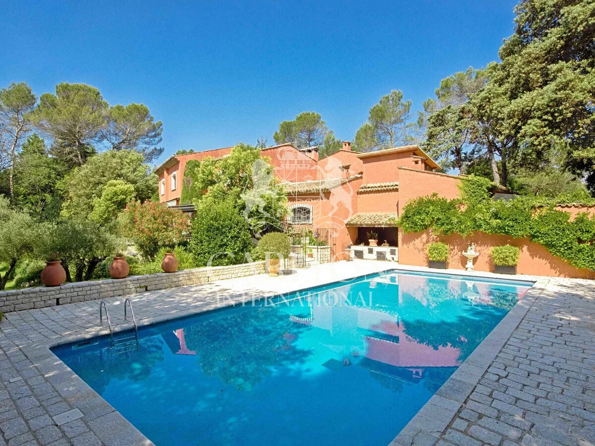 House Mougins