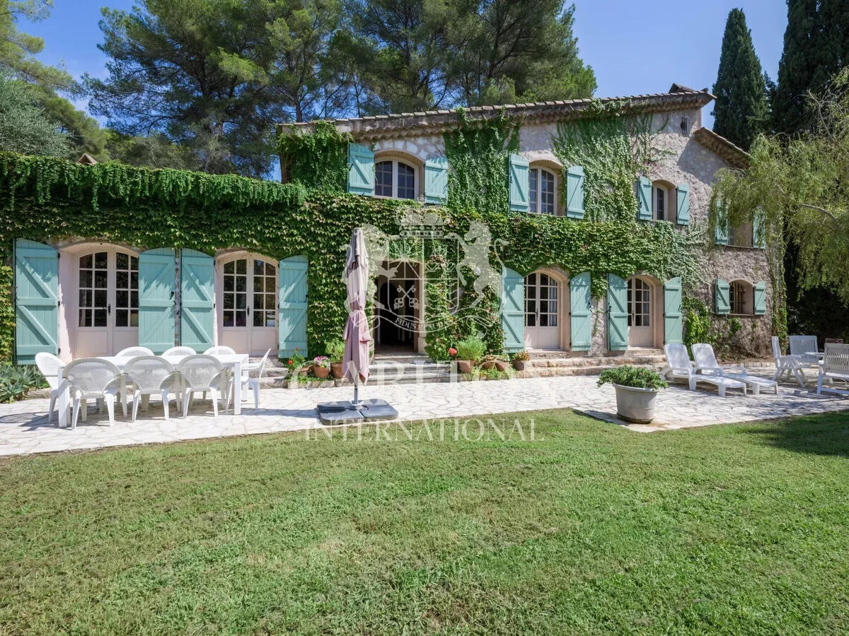 House Mougins