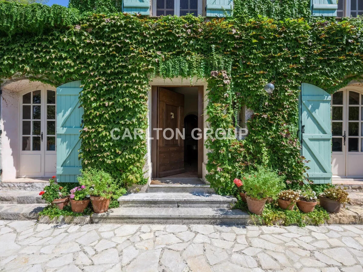 House Mougins