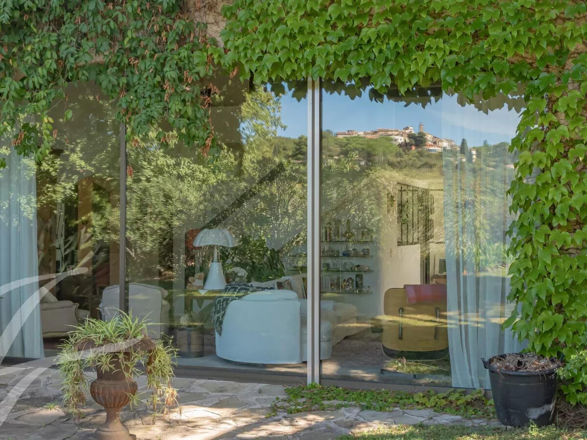 House Mougins