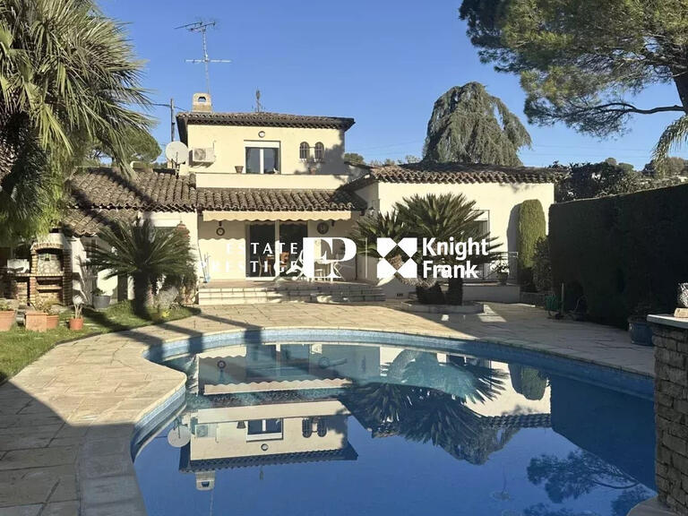 Maison Mougins - 3 chambres - 203m²