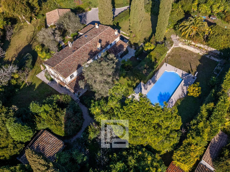 Maison Mougins - 4 chambres - 271m²