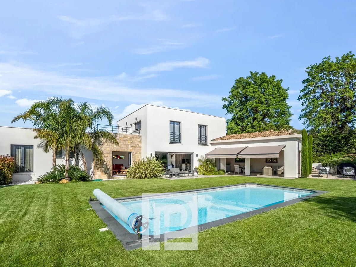 House Mougins