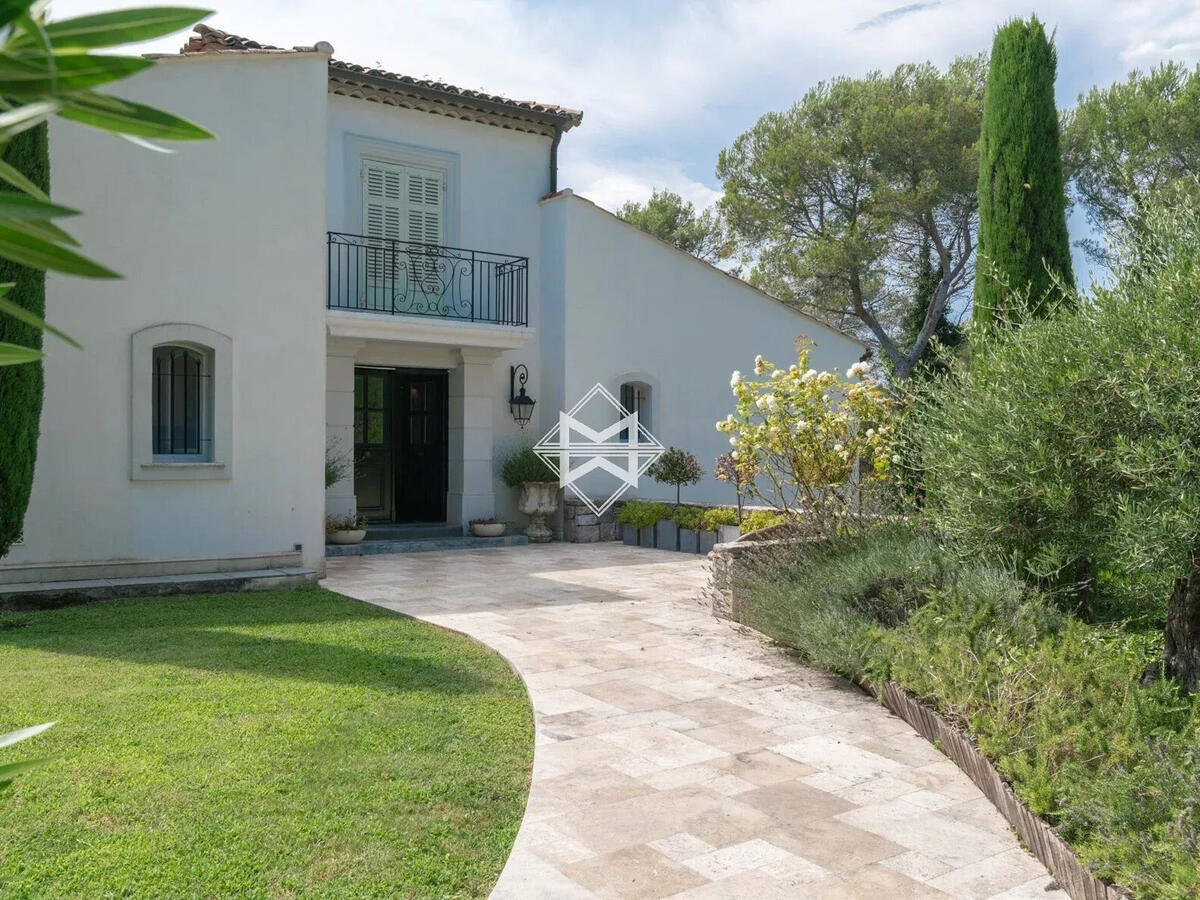 House Mougins