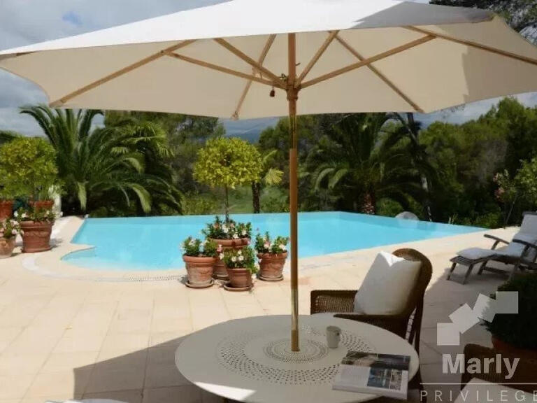 Propriété Mougins - 5 chambres - 320m²