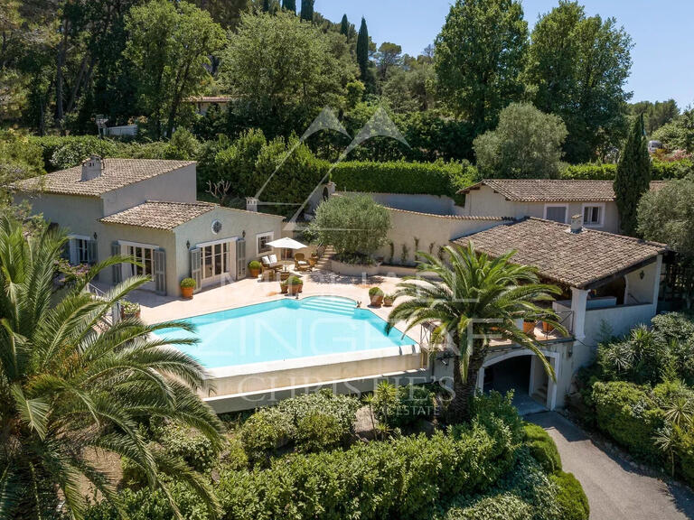 Villa Mougins - 5 bedrooms - 295m²