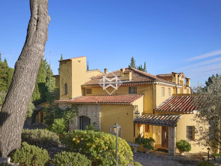 Villa Mougins - 13 chambres - 9683m²