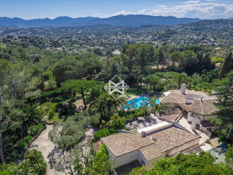 Villa Mougins - 9 chambres - 587m²