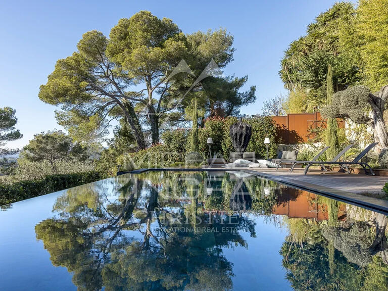 Villa Mougins - 5 bedrooms - 320m²