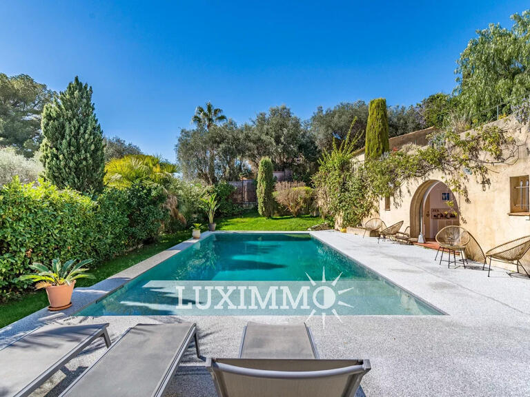 Villa Mougins - 5 bedrooms - 286m²