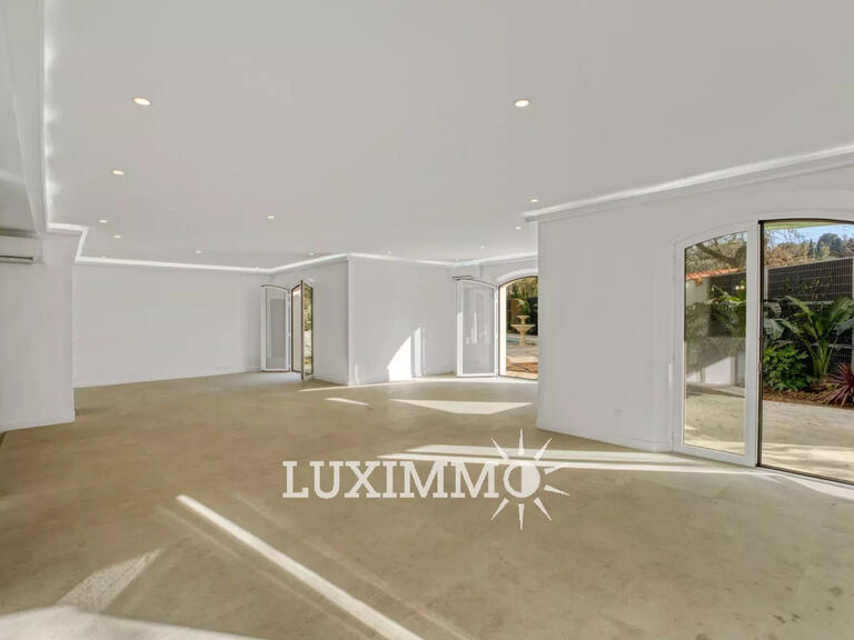 Villa Mougins - 5 bedrooms - 350m²