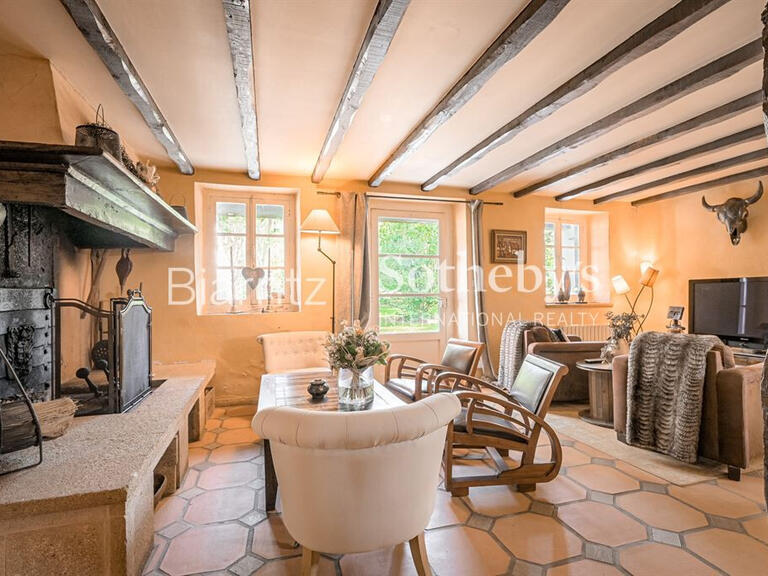 House Mouguerre - 5 bedrooms - 300m²