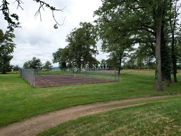 Château Moulins - 11 chambres - 700m²