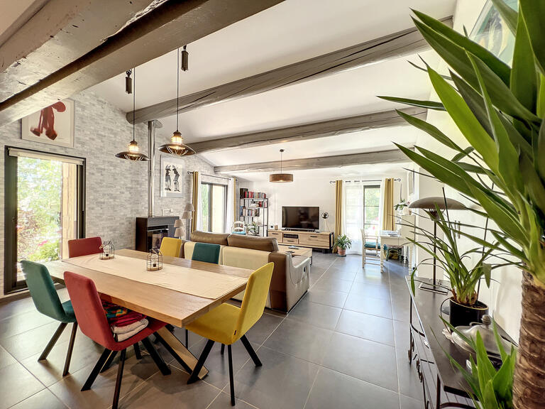 Maison Murs - 7 chambres - 257m²