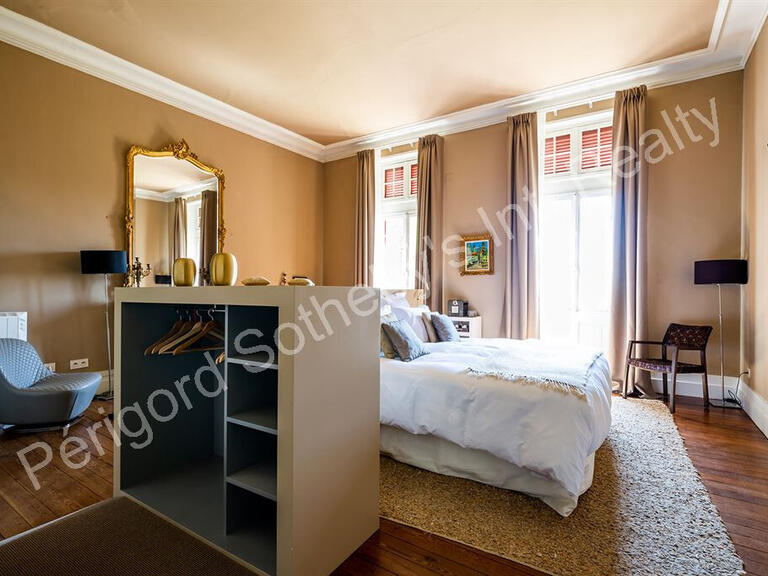 Maison Mussidan - 9 chambres - 705m²