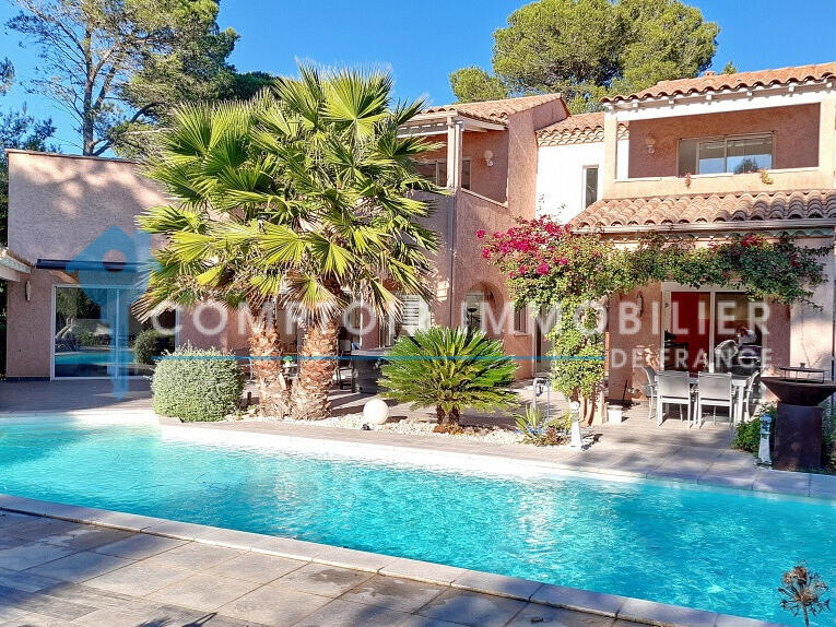 House Nages-et-Solorgues - 4 bedrooms - 200m²