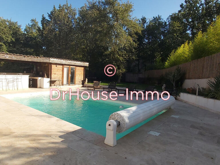 Villa Nans-les-Pins - 4 bedrooms - 200m²