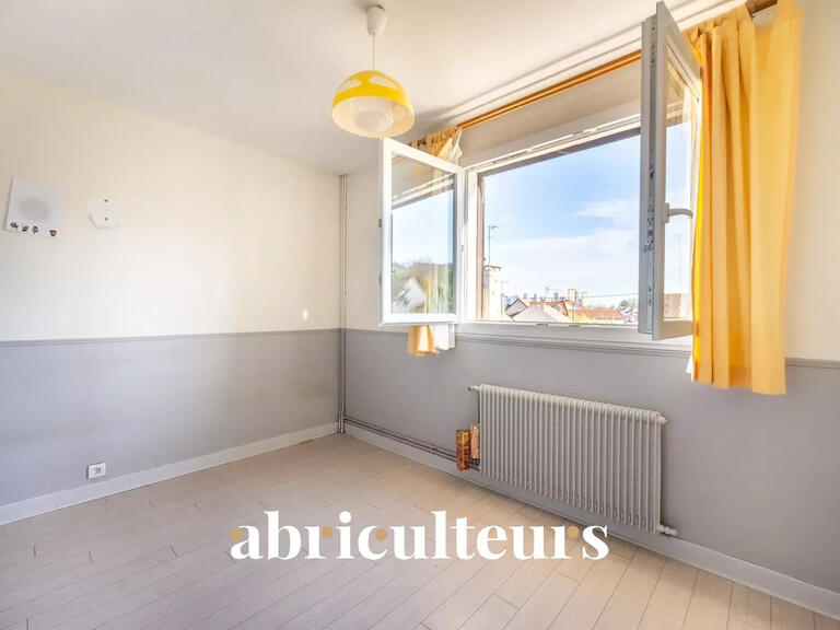 Maison Nanterre - 5 chambres - 161m²