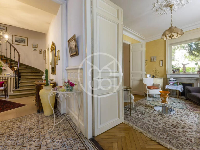 Maison Nantes - 6 chambres - 339m²