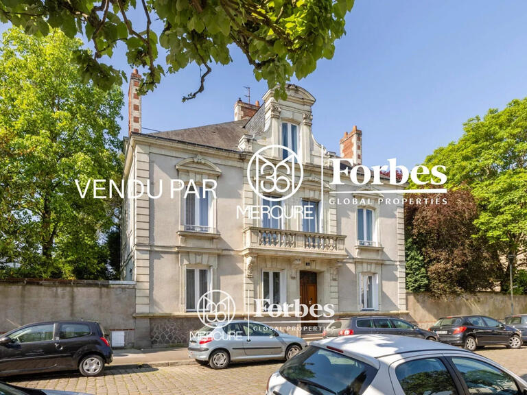 Maison Nantes - 6 chambres - 339m²