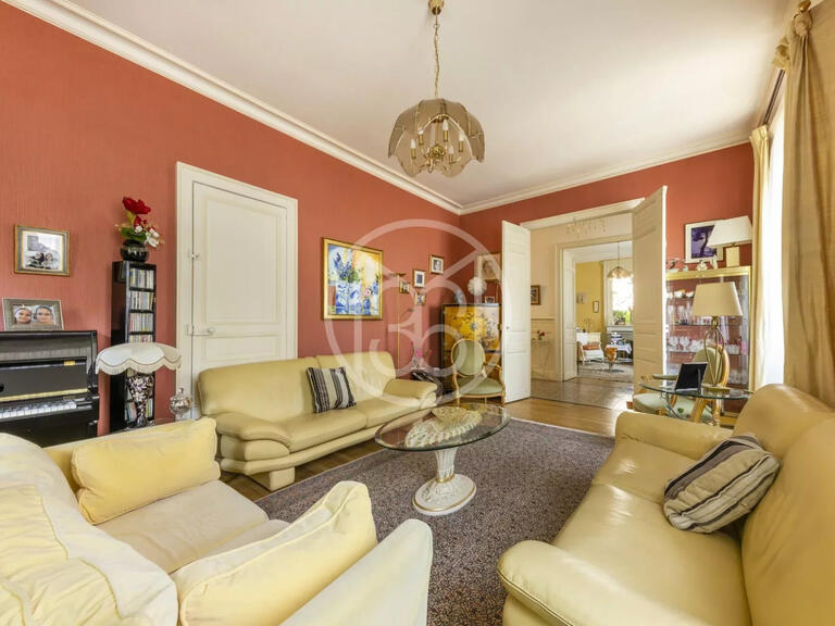 Maison Nantes - 6 chambres - 339m²