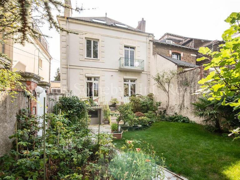 Maison Nantes - 5 chambres - 190m²